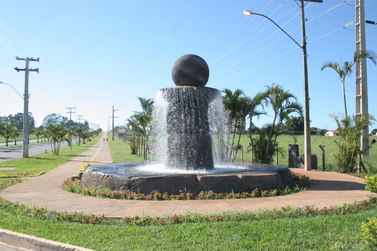 Lacqua Diroma Hotel Com Parque Aquatico 24 Horas Caldas Novas Εξωτερικό φωτογραφία