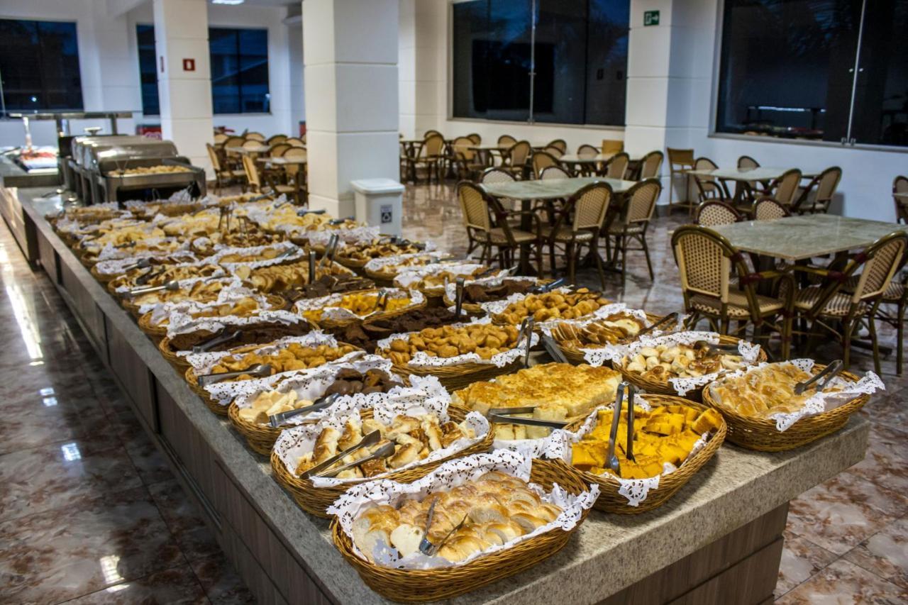 Lacqua Diroma Hotel Com Parque Aquatico 24 Horas Caldas Novas Εξωτερικό φωτογραφία