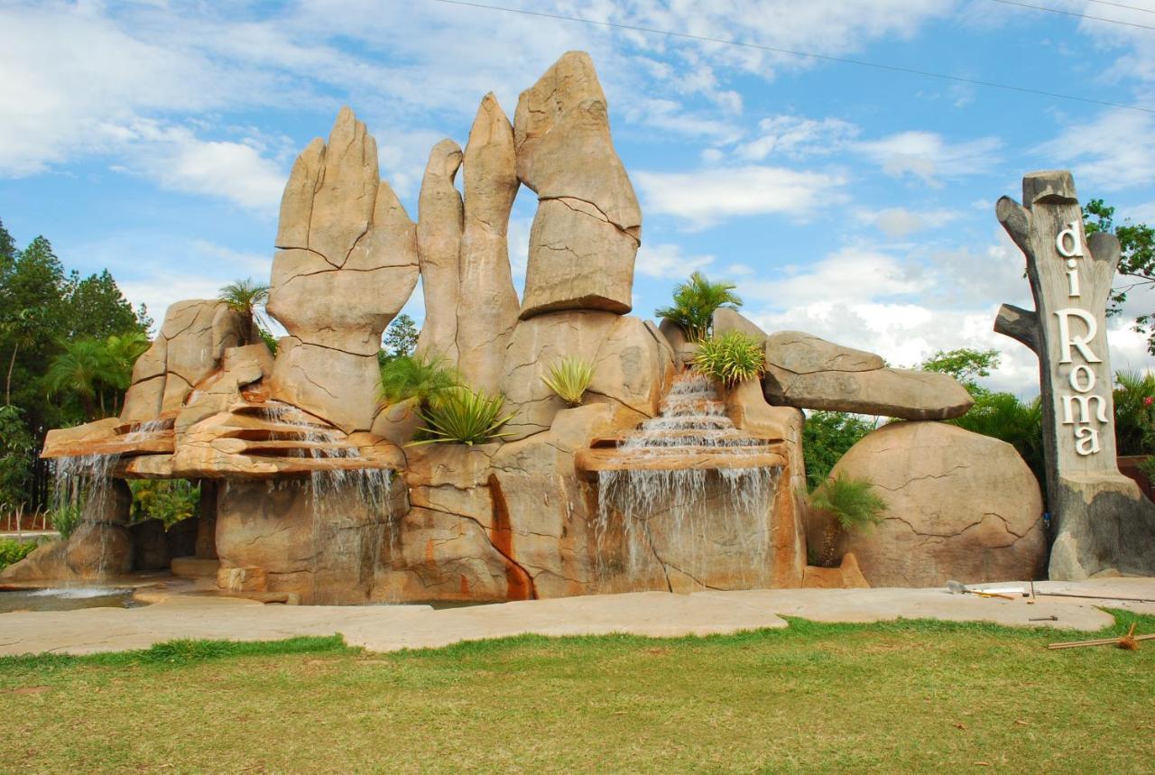 Lacqua Diroma Hotel Com Parque Aquatico 24 Horas Caldas Novas Εξωτερικό φωτογραφία