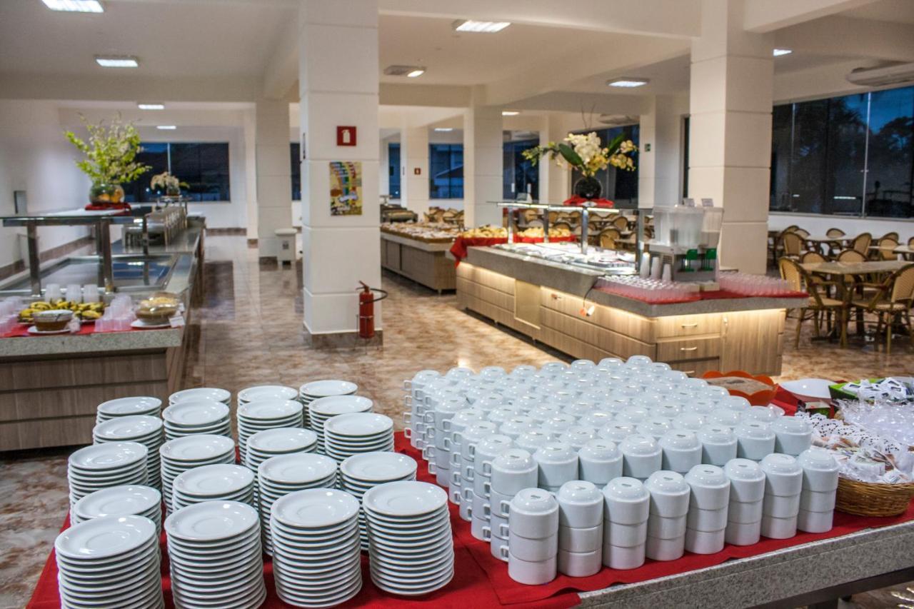 Lacqua Diroma Hotel Com Parque Aquatico 24 Horas Caldas Novas Εξωτερικό φωτογραφία