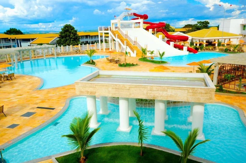 Lacqua Diroma Hotel Com Parque Aquatico 24 Horas Caldas Novas Εξωτερικό φωτογραφία